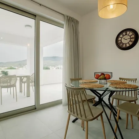 Apartment Loft - Luxe Living Ampavris