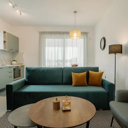 Loft - Luxe Living Apartment Ampavris