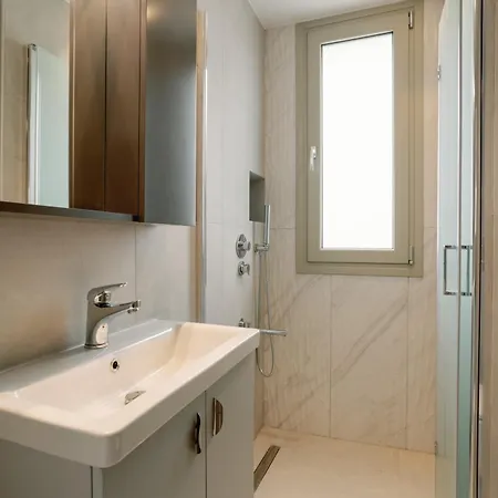 Apartment Loft - Luxe Living Ampavris