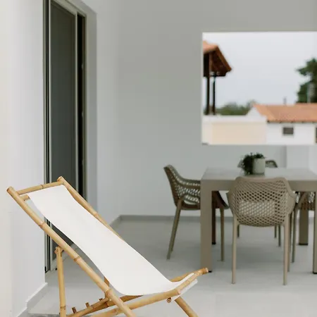 Loft - Luxe Living Apartment Ampavris